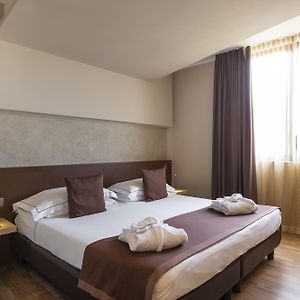 Superior Zimmer mit Kingsize-Bett